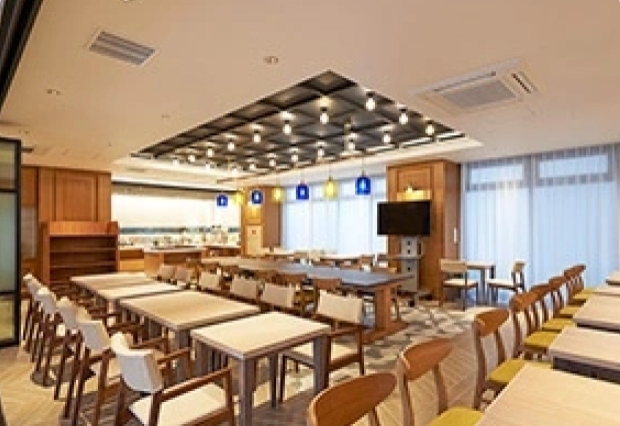 朝食会場