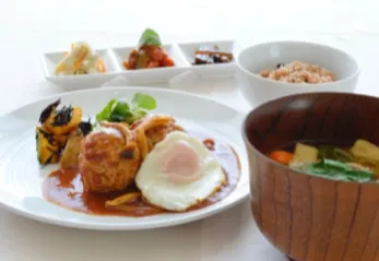 写真:りんせん定食(日替わりランチ)