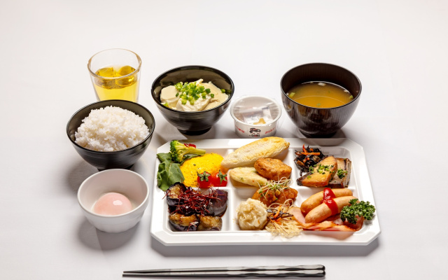 朝食