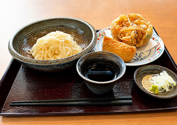 D.うどんかき揚げ稲荷セット