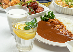 朝食