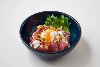 特性ローストビーフ丼