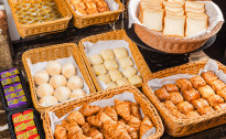 朝食・レストラン・バー
